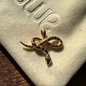 Awe Inspired snake pendant